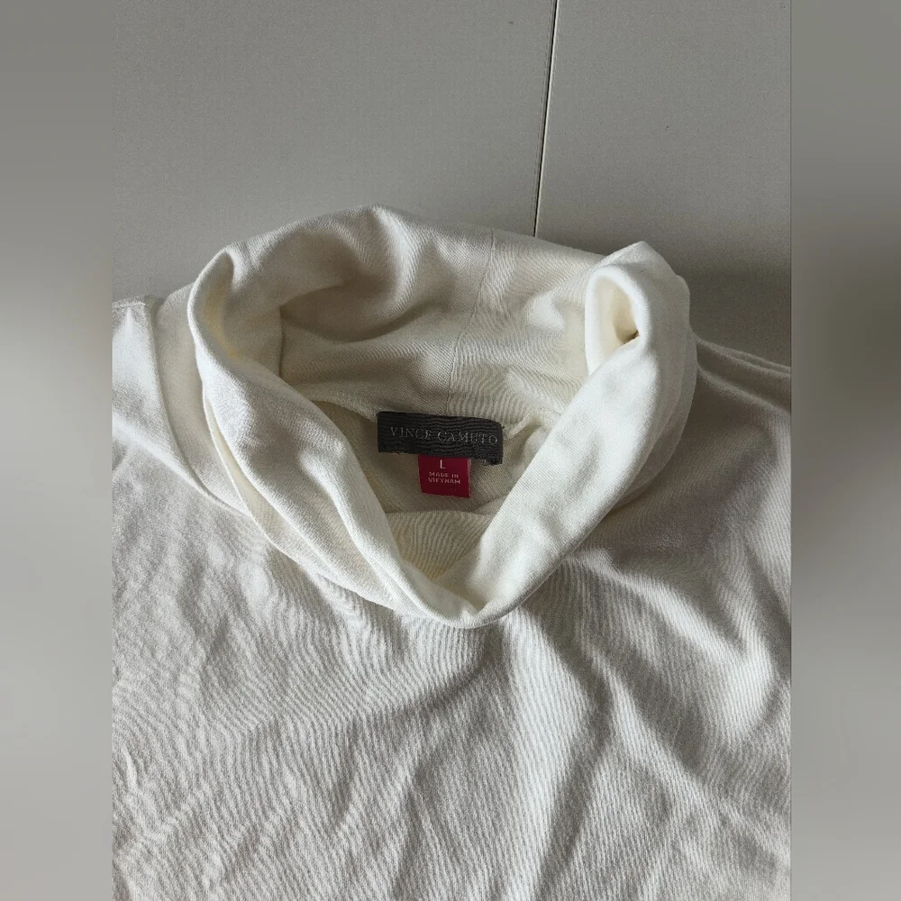 NWT Vince Camuto sleeveless turtleneck top in Buttercream, Size L - Picture 8 of 11